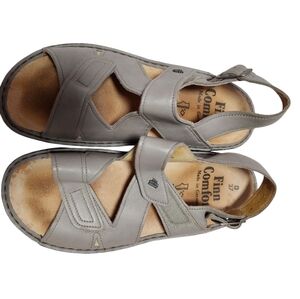 Finn Comfort Gray Sandals